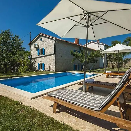 Casa Atilio Ana