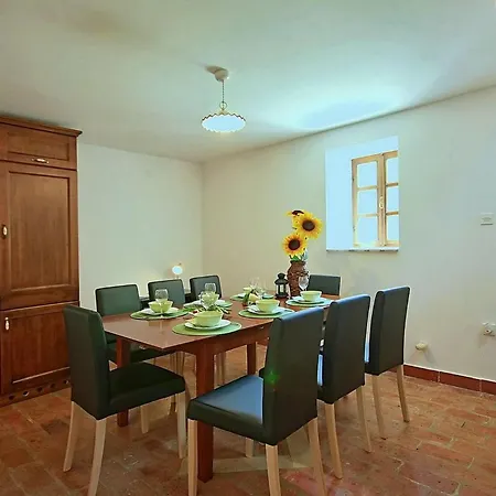 Casa Atilio Ana Holiday home *