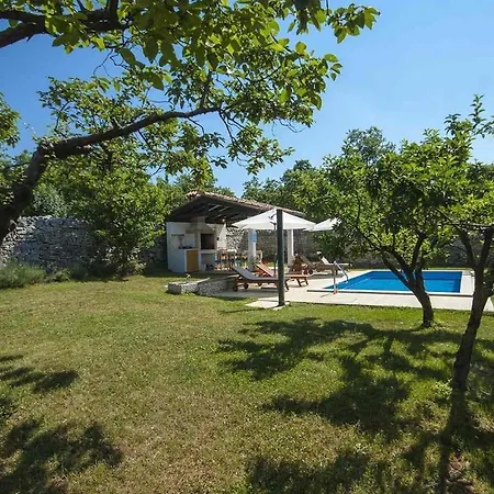 Casa Atilio Ana *